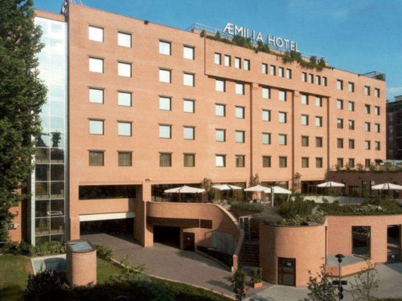 Aemilia Hotel Bologna Exteriör bild